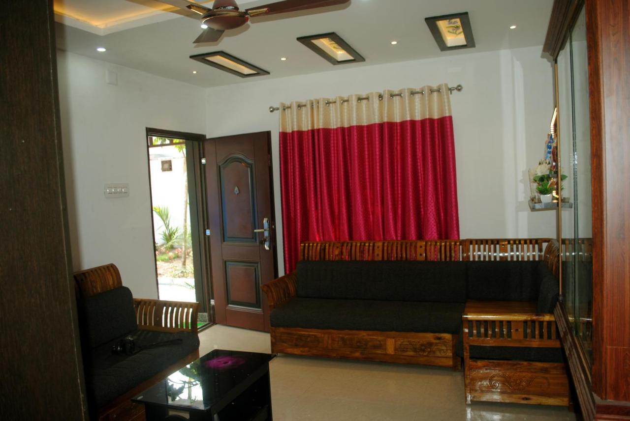 Nice Villa Irimbranallur Zewnętrze zdjęcie